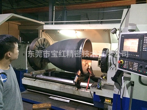 大型数控车床加工14...