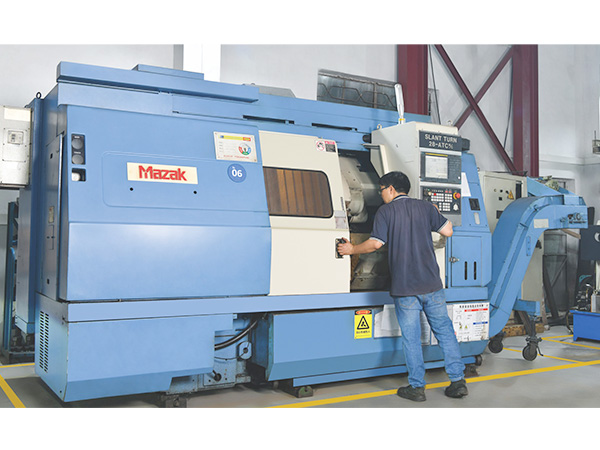 大型数控车床